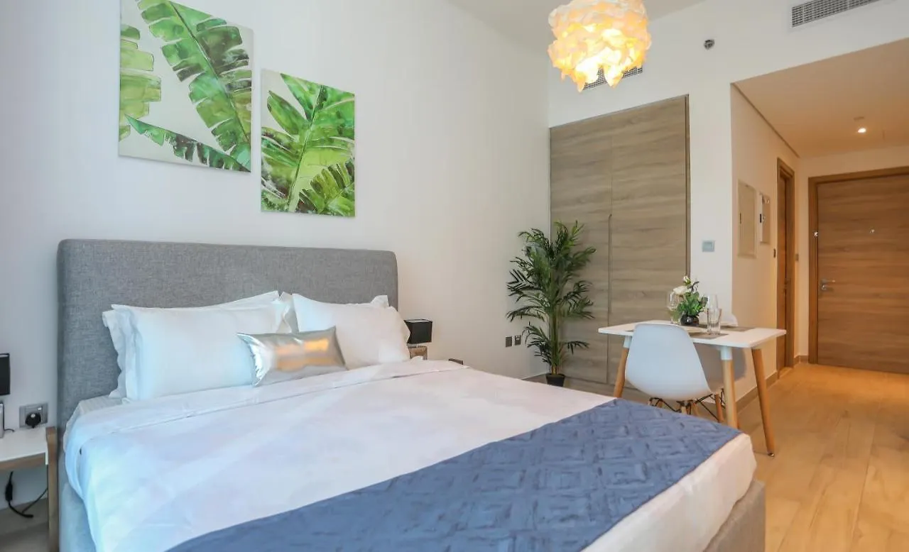 Luxury Studio - Dubai Marina Apartment